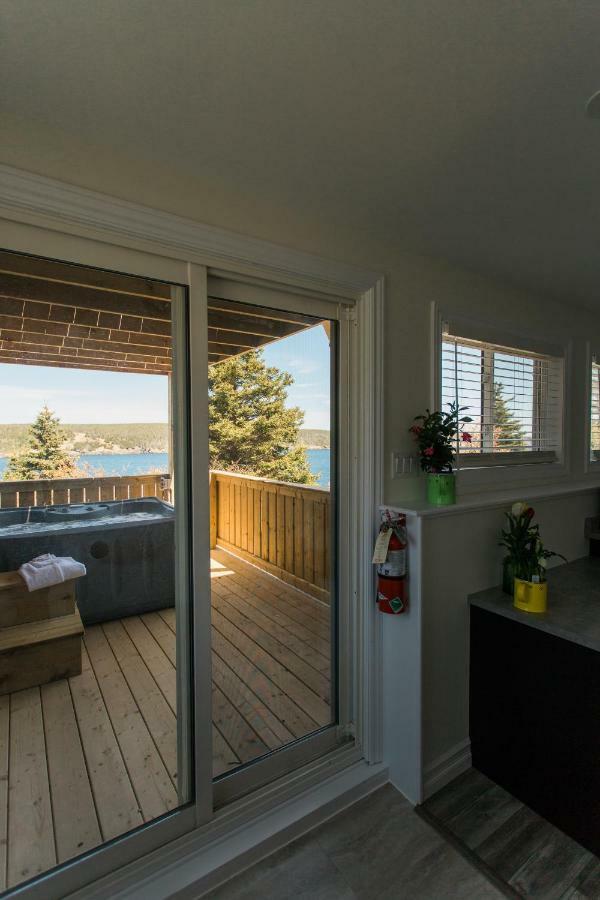 Whale House Guest House Mobile Luaran gambar