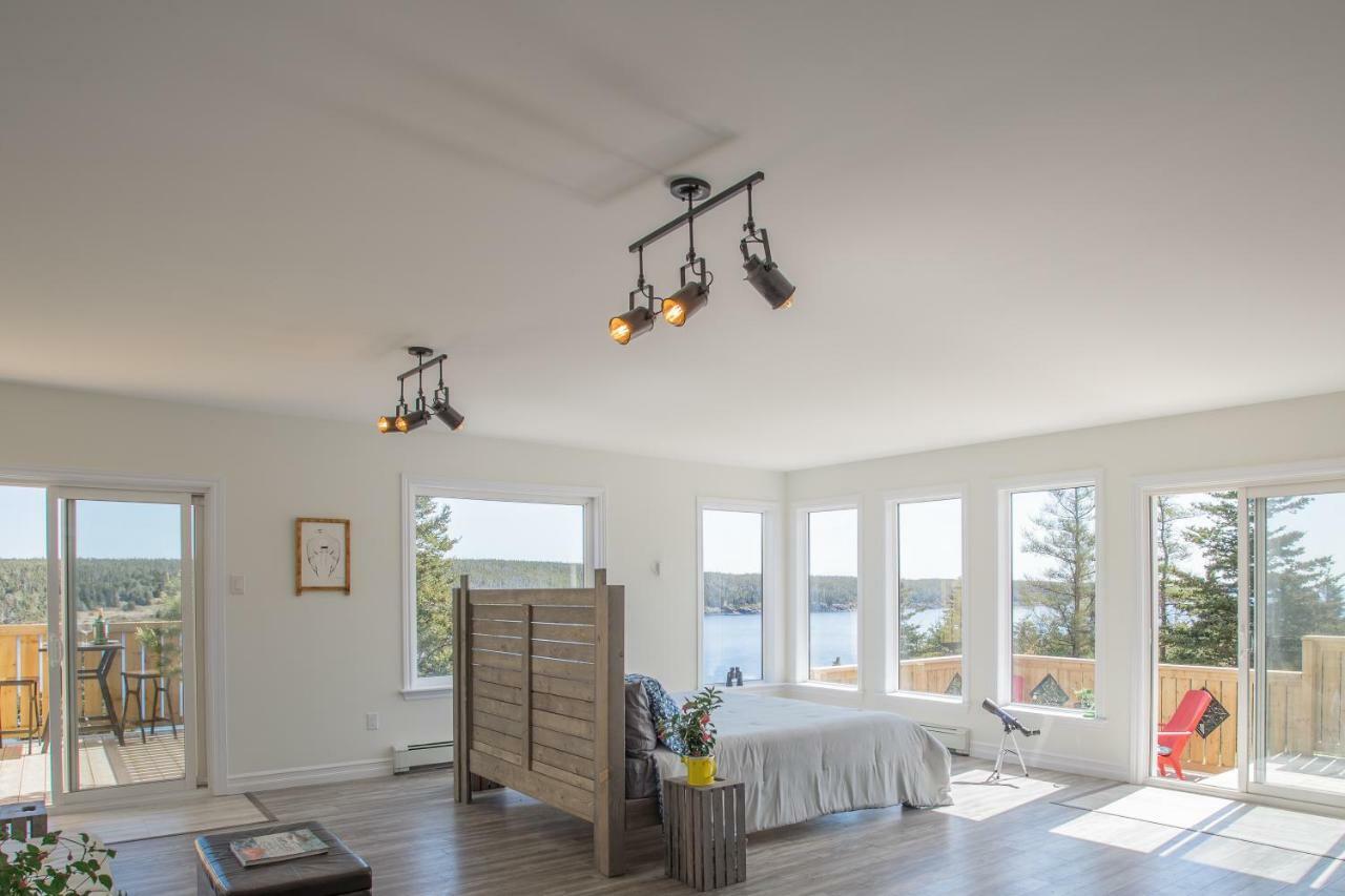 Whale House Guest House Mobile Luaran gambar