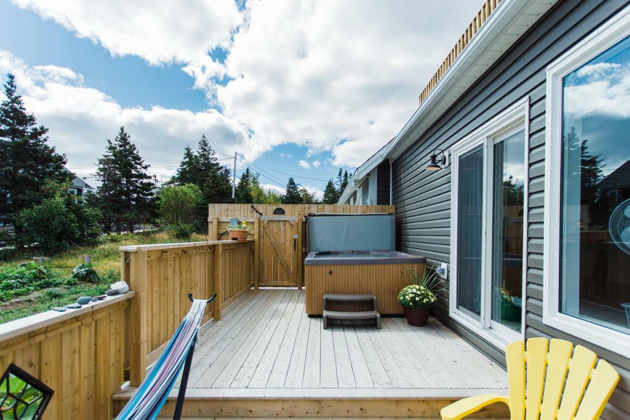Whale House Guest House Mobile Luaran gambar